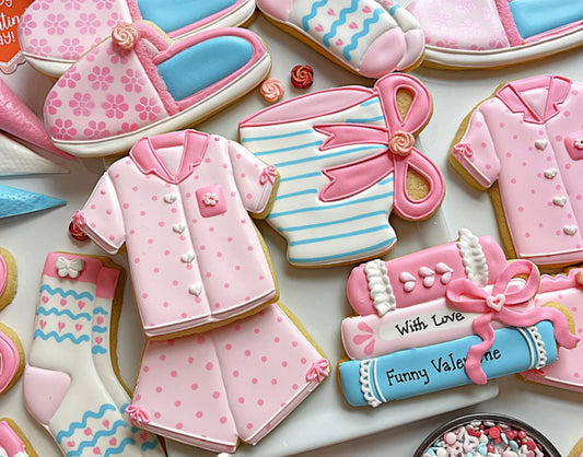 Valentines Day Cozy Set-6 Cookies